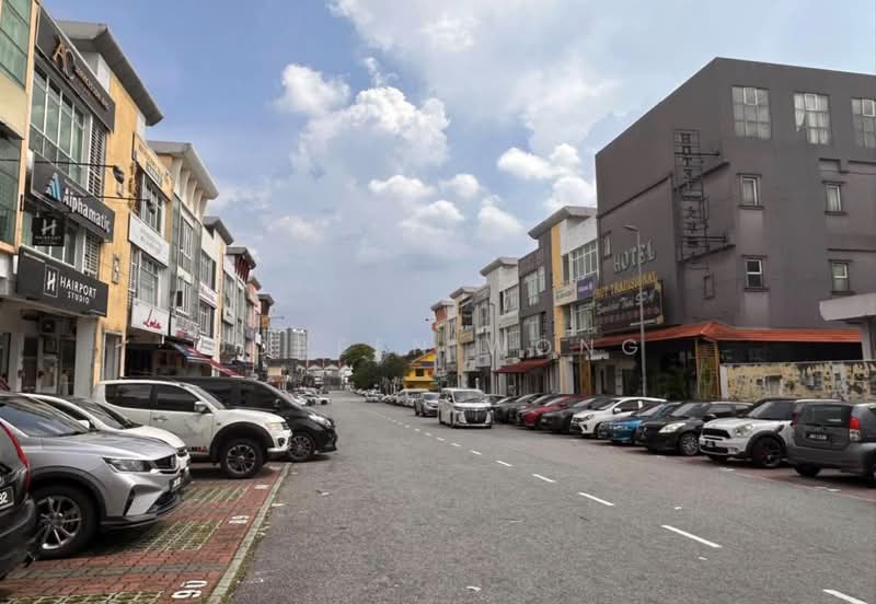 Shop / Office untuk Dijual di Taman Molek (Johor Bahru) - Doreen Wong - PropertyGuru.com.my