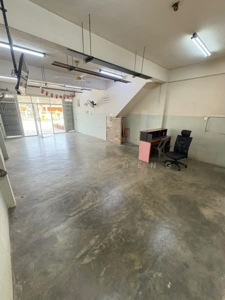 Shop for Rent in Pekan Semenyih (Semenyih) - Elise Heng - Interior - PropertyGuru.com.my