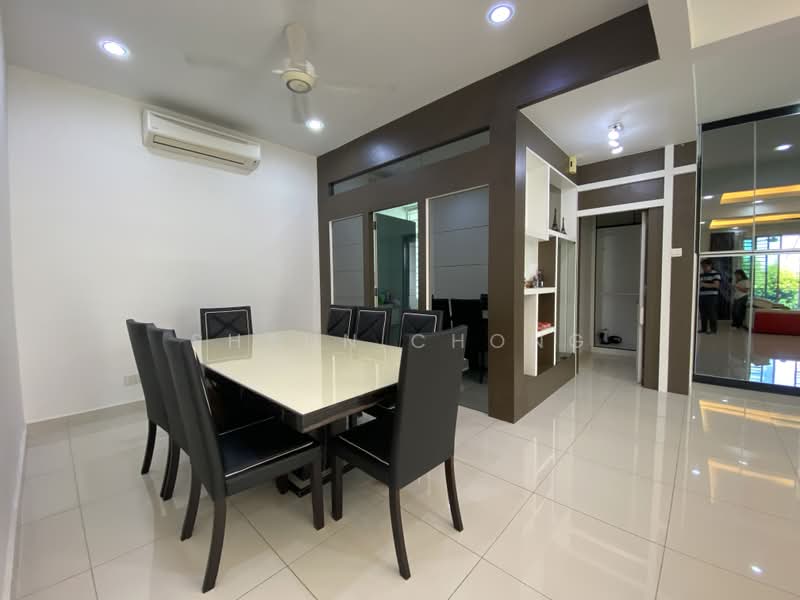 Semi-Detached House for Sale in Saujana Villa (Kajang) - Shaun Chong - Dining Room - PropertyGuru.com.my
