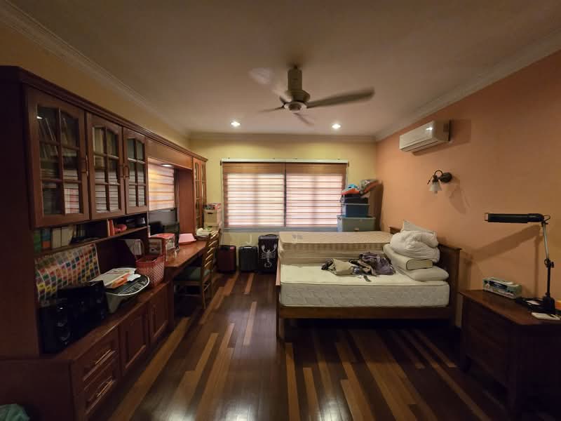 Bungalow House untuk Dijual di Bukit Rimau (Shah Alam) - J J - Bedroom - PropertyGuru.com.my