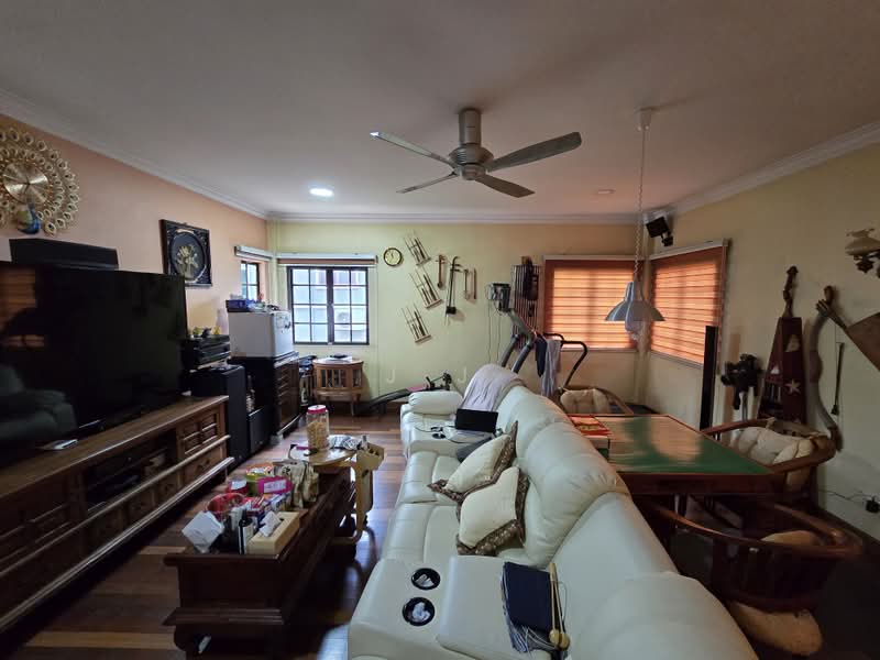 Bungalow House untuk Dijual di Bukit Rimau (Shah Alam) - J J - Living Room - PropertyGuru.com.my