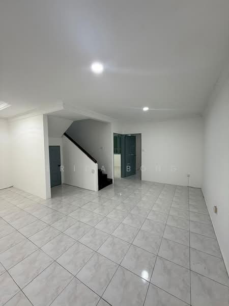 2-storey Terraced House for Sale in Kuching (Sarawak) - Erica Bong - Living Room - PropertyGuru.com.my