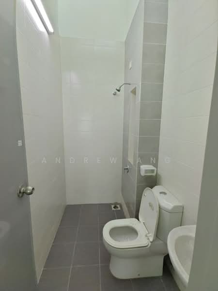 2-storey Terraced House for Sale in Setia Alam (Selangor) - Andrew Ang - Bathroom - PropertyGuru.com.my