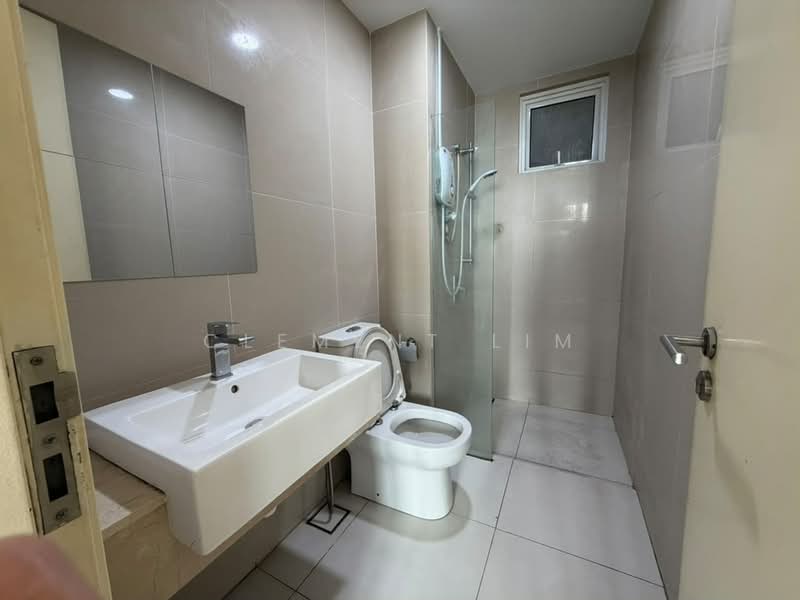 Servis Apartment untuk Dijual di Sentul Village - Clement Lim - Bathroom - PropertyGuru.com.my