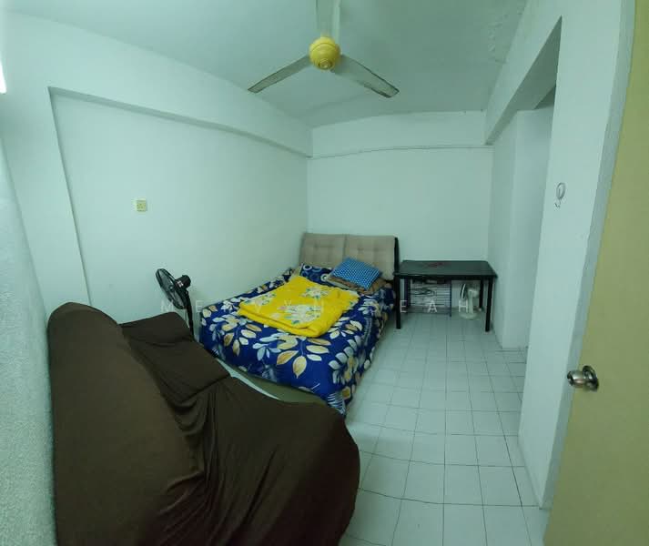 Rumah Flat untuk Dijual di Desa Wangsa - Mervyn Seah - Bedroom - PropertyGuru.com.my