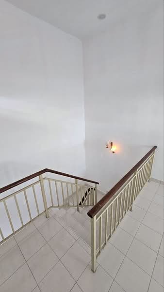 1.5-storey Terraced House for Sale in Taman Pelangi Indah (Ulu Tiram) - Amy Lee - Interior - PropertyGuru.com.my
