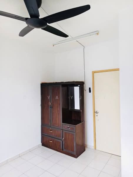 Apartment for Rent at Pangsapuri Angsana - Deeya Yusof - PropertyGuru.com.my