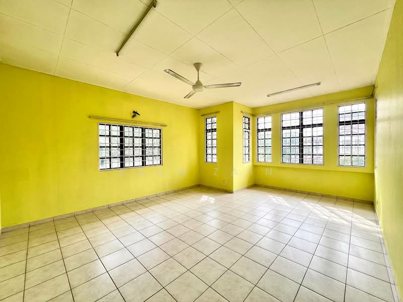 Rumah Teres 2 Tingkat untuk Disewa di Bukit Jelutong (Shah Alam) - Adaw Zain - Interior - PropertyGuru.com.my