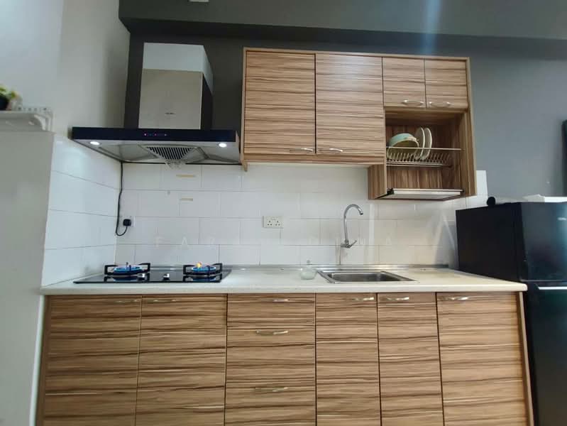 Kondominium untuk Disewa di The Wharf Residence - Farah Dina - Kitchen - PropertyGuru.com.my