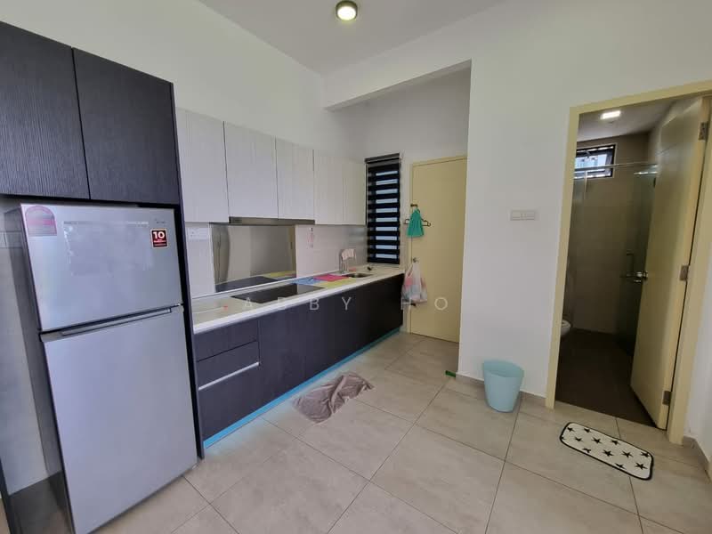 Kediaman Servis untuk Dijual di Atlantis Residences (Pangsapuri Atlantis Kota Syahbandar) - Abby Ho - Kitchen - PropertyGuru.com.my