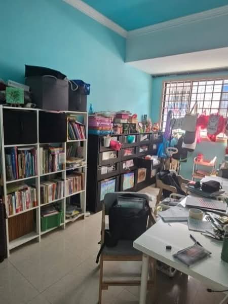 Rumah Teres 1-Tingkat untuk Dijual di Taman Perling (Perling) - Vanessa Lim - Study - PropertyGuru.com.my