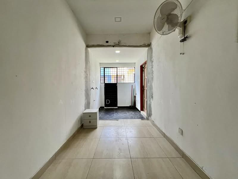 Rumah Teres 2-Tingkat untuk Dijual di Hulu Langat (Selangor) - Ahmad Farhi - Interior - PropertyGuru.com.my