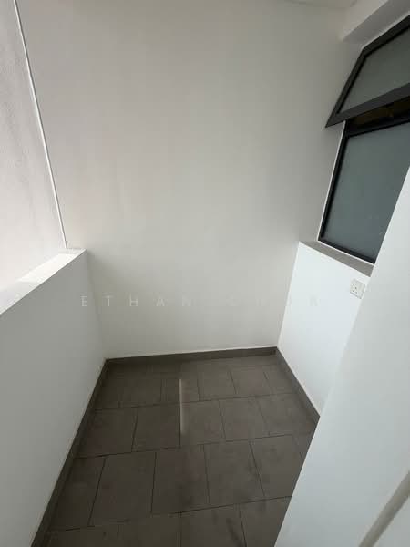 Kondominium untuk Dijual di The Legacy OUG - Ethan Chua - Balcony - PropertyGuru.com.my