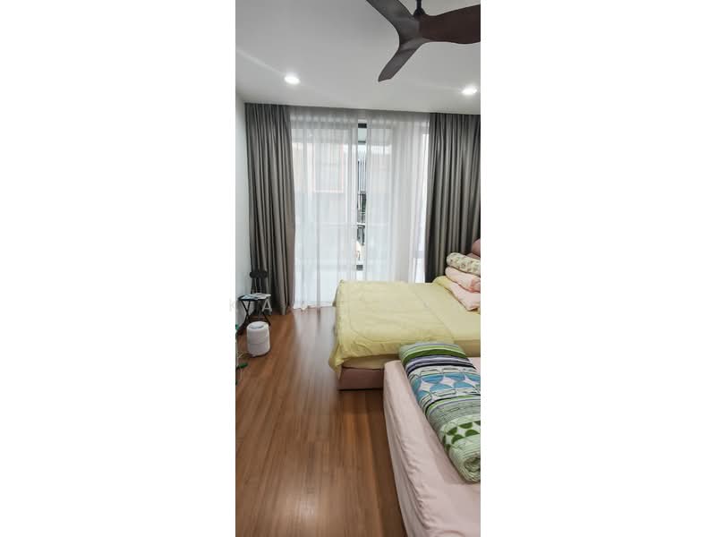 3-storey Terraced House for Sale in Taman Puchong Legenda (Puchong) - Kai Chan - Bedroom - PropertyGuru.com.my