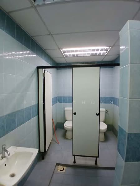 Shop / Office for Rent in KLCC (KL City Centre) - Annie Chong - Bathroom - PropertyGuru.com.my