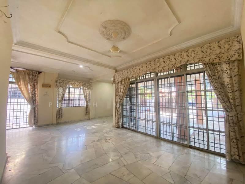 Semi-Detached House for Sale in Taman Bertam Indah (Kepala Batas) - PETAH MOKHTAR - Living Room - PropertyGuru.com.my