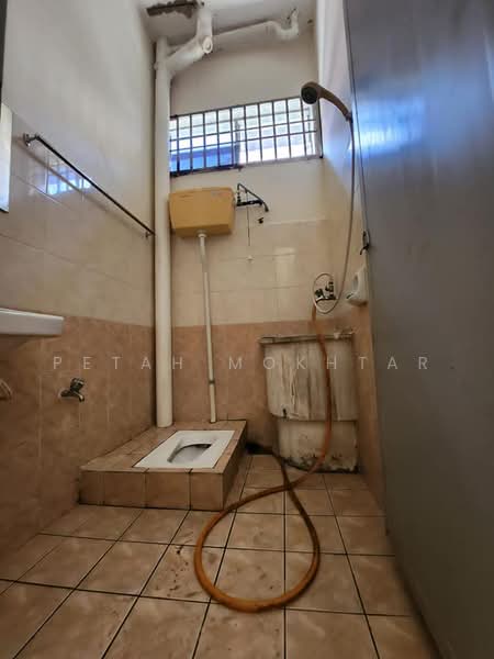 Semi-Detached House for Sale in Taman Bertam Indah (Kepala Batas) - PETAH MOKHTAR - Bathroom - PropertyGuru.com.my