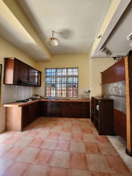 Semi-Detached House for Sale in Taman Bertam Indah (Kepala Batas) - PETAH MOKHTAR - Kitchen - PropertyGuru.com.my