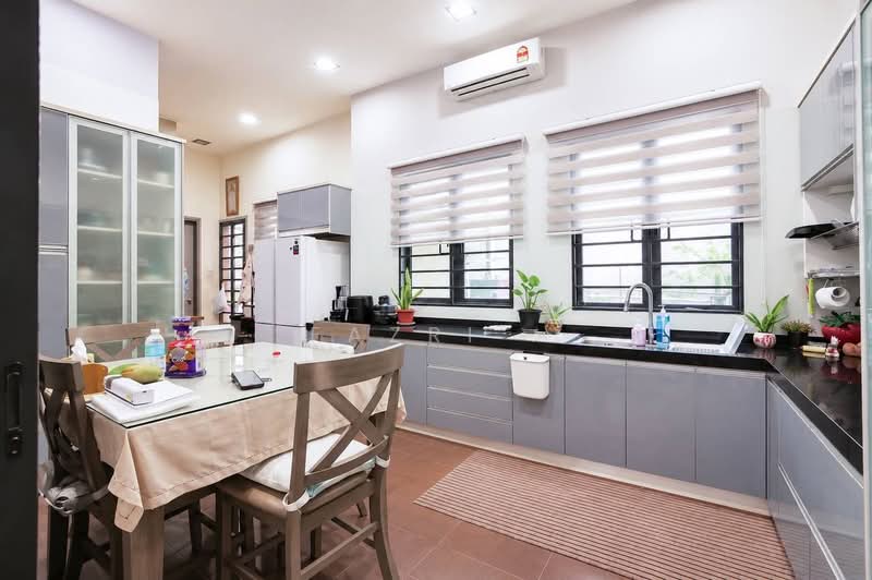 Bungalow House for Sale in Anjung Melati (Gombak) - Fazri . - PropertyGuru.com.my
