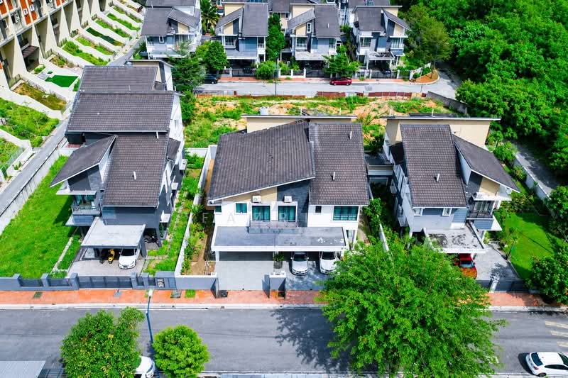 Bungalow House for Sale in Anjung Melati (Gombak) - Fazri . - PropertyGuru.com.my