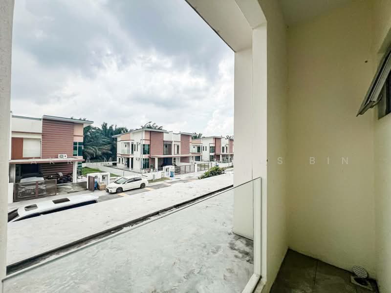 Rumah Berkembar untuk Dijual di Seksyen 29 (Shah Alam) - Akramin Firdaus Bin Mokhtar - PropertyGuru.com.my
