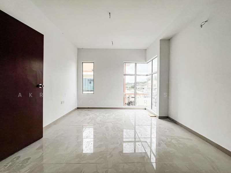 Rumah Berkembar untuk Dijual di Seksyen 29 (Shah Alam) - Akramin Firdaus Bin Mokhtar - PropertyGuru.com.my