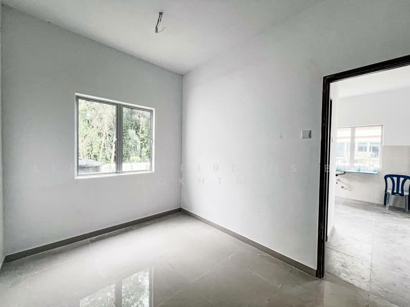 Rumah Berkembar untuk Dijual di Seksyen 29 (Shah Alam) - Akramin Firdaus Bin Mokhtar - PropertyGuru.com.my