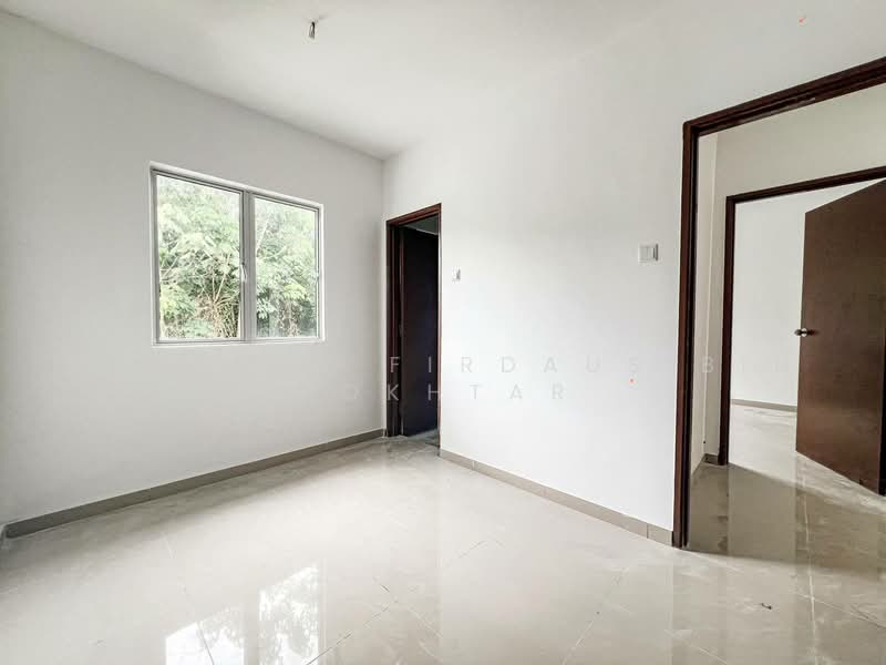 Rumah Berkembar untuk Dijual di Seksyen 29 (Shah Alam) - Akramin Firdaus Bin Mokhtar - PropertyGuru.com.my