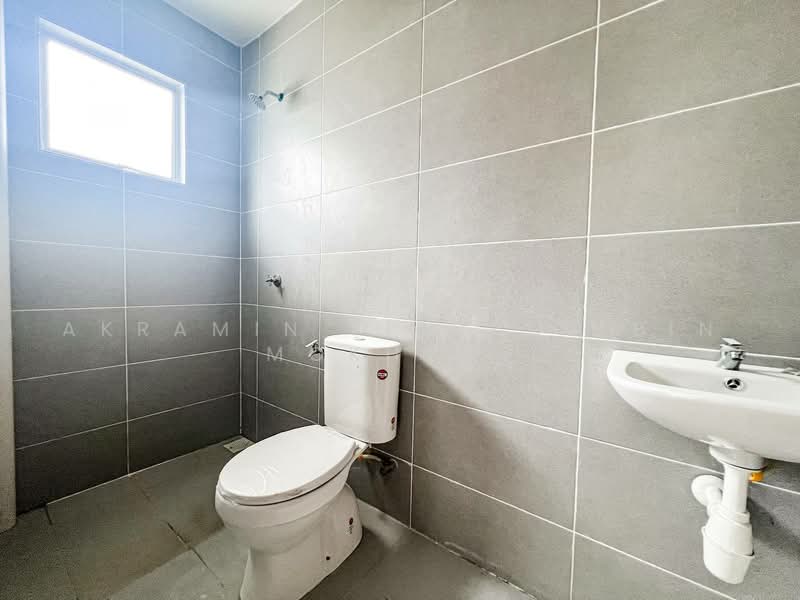 Rumah Berkembar untuk Dijual di Seksyen 29 (Shah Alam) - Akramin Firdaus Bin Mokhtar - PropertyGuru.com.my