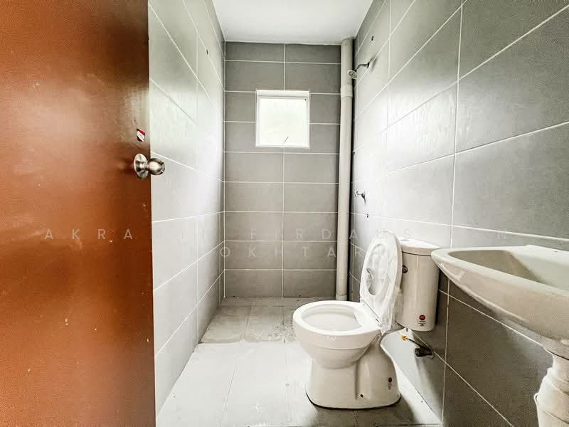 Rumah Berkembar untuk Dijual di Seksyen 29 (Shah Alam) - Akramin Firdaus Bin Mokhtar - PropertyGuru.com.my