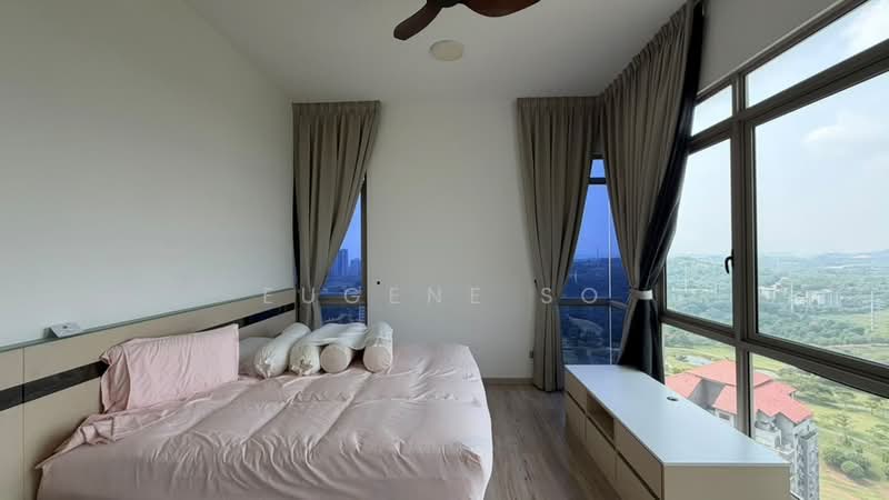 Condominium for Sale at Par 3 Condo & Condo Villa - Eugene So - Bedroom - PropertyGuru.com.my