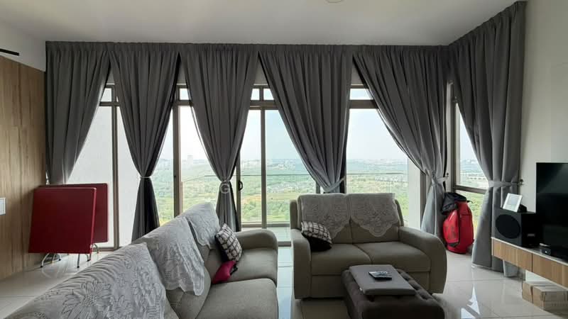 Condominium for Sale at Par 3 Condo & Condo Villa - Eugene So - Living Room - PropertyGuru.com.my
