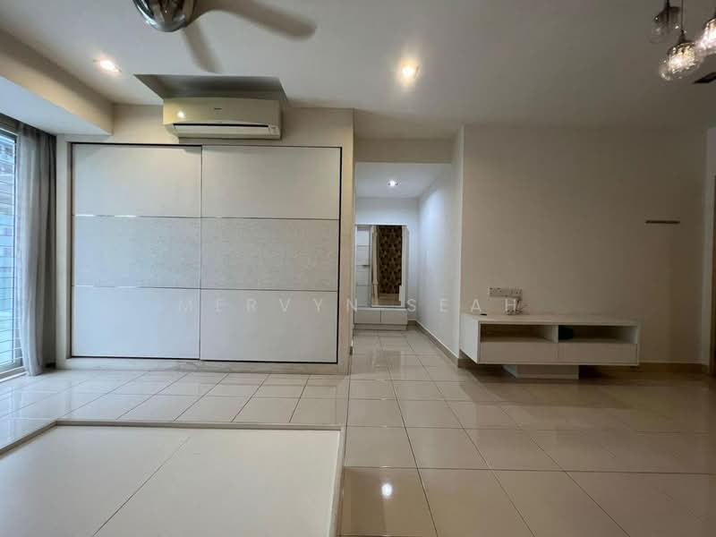 3-storey Terraced House for Sale in Bukit Jambul (Penang) - Mervyn Seah - Living Room - PropertyGuru.com.my