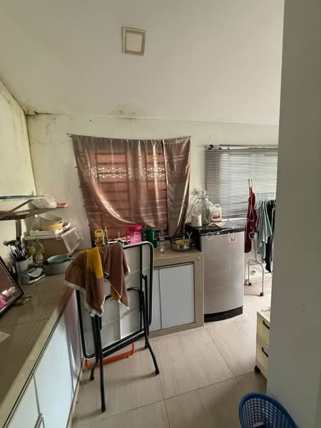 Rumah Teres 2 Tingkat untuk Dijual di Taman Desa Tebrau (Tebrau) - Daniel Yong - Kitchen - PropertyGuru.com.my