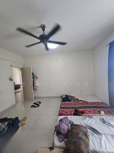 Kondominium untuk Dijual di Platinum Hill PV 5 - Yanny Siow - Bedroom - PropertyGuru.com.my