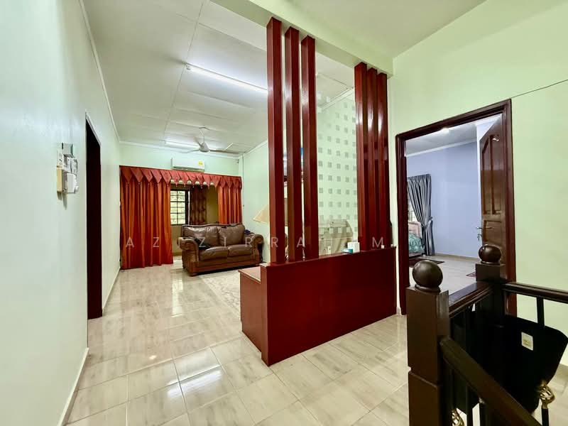 2-storey Terraced House for Sale in Putra Heights (Subang Jaya) - Azizirrahim . - Living Room - PropertyGuru.com.my
