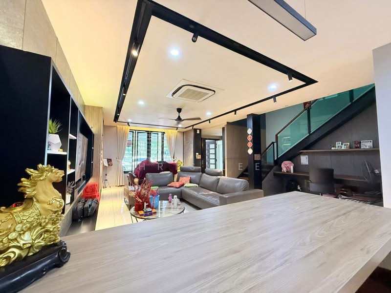 Rumah Teres 2.5-Tingkat untuk Dijual di Taman Sutera Utama (Skudai) - Chris Lee - PropertyGuru.com.my