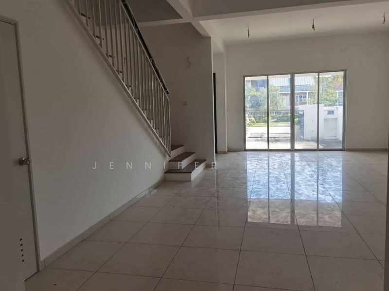 2-storey Terraced House for Sale in Bandar Gamuda Gardens (Rawang) - Jennifer Teo - Living Room - PropertyGuru.com.my