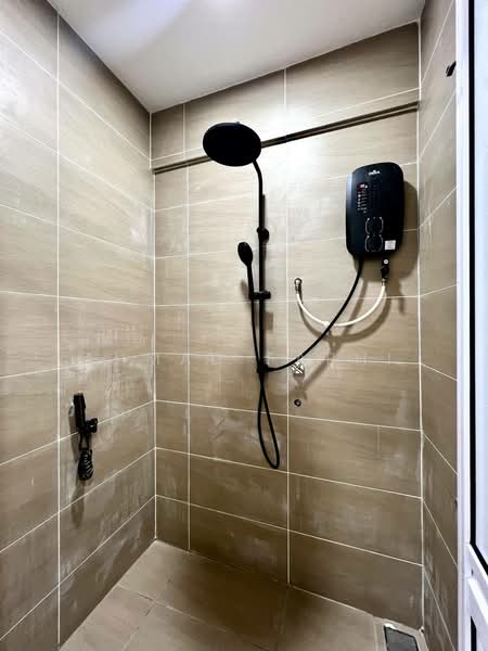 1-storey Terraced House for Sale in Taman Setapak (Setapak) - Ahmad Farhi - Bathroom - PropertyGuru.com.my