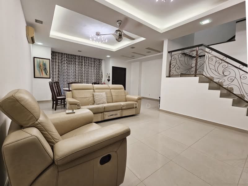 Rumah Teres 2 Tingkat untuk Dijual di Ara Damansara (Selangor) - Josh Chong - Living Room - PropertyGuru.com.my