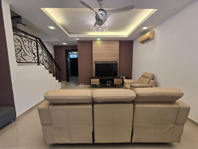 Rumah Teres 2-Tingkat untuk Dijual di Ara Damansara (Selangor) - Josh Chong - Living Room - PropertyGuru.com.my