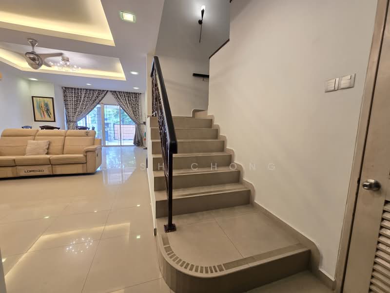 Rumah Teres 2-Tingkat untuk Dijual di Ara Damansara (Selangor) - Josh Chong - Living Room - PropertyGuru.com.my