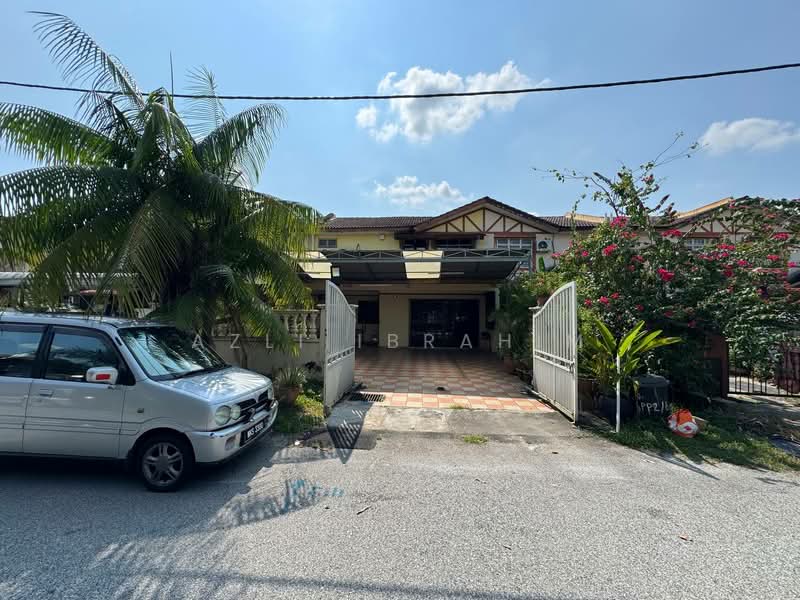 Rumah Teres 2-Tingkat untuk Dijual di Taman Putra Perdana (Puchong) - Azli Ibrahim - Exterior - PropertyGuru.com.my