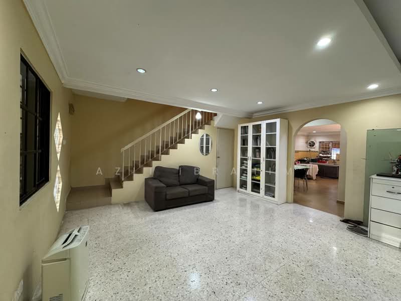 Rumah Teres 2-Tingkat untuk Dijual di Taman Putra Perdana (Puchong) - Azli Ibrahim - Living Room - PropertyGuru.com.my