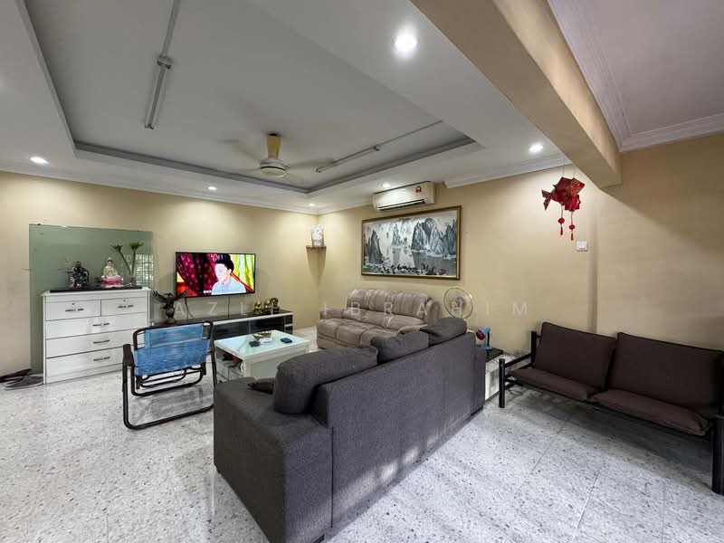 Rumah Teres 2-Tingkat untuk Dijual di Taman Putra Perdana (Puchong) - Azli Ibrahim - Living Room - PropertyGuru.com.my