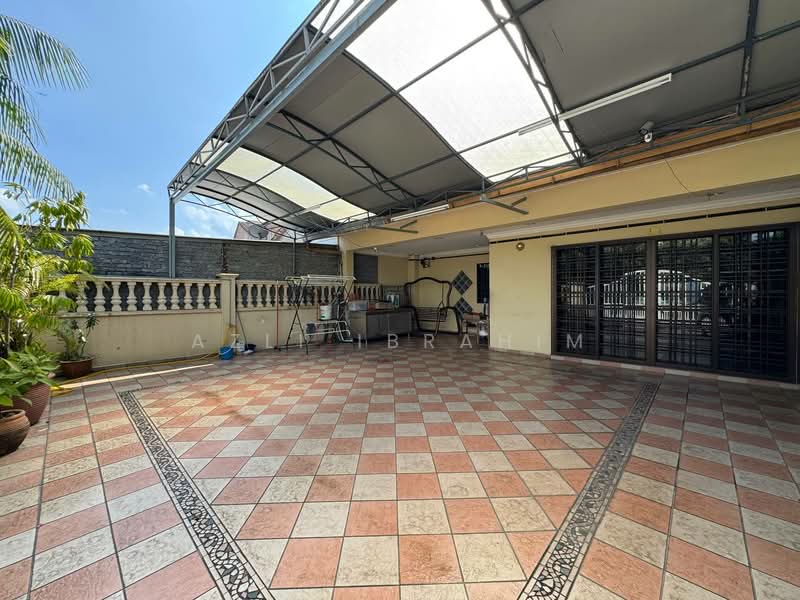 Rumah Teres 2-Tingkat untuk Dijual di Taman Putra Perdana (Puchong) - Azli Ibrahim - Exterior - PropertyGuru.com.my