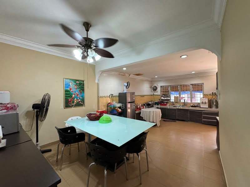 Rumah Teres 2-Tingkat untuk Dijual di Taman Putra Perdana (Puchong) - Azli Ibrahim - Kitchen - PropertyGuru.com.my