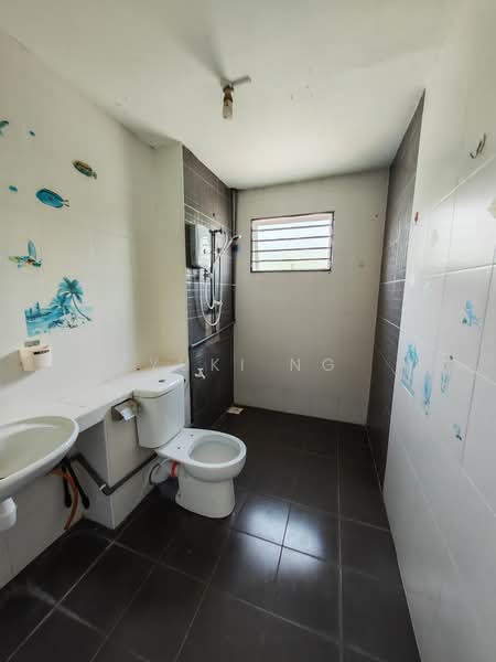 Rumah Teres 2-Tingkat untuk Disewa di Taman Dusun Jaya (Semenyih) - Yuki Ng - Bathroom - PropertyGuru.com.my
