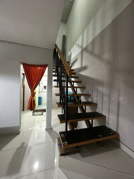 Rumah Teres 2-Tingkat untuk Dijual di Seksyen 17 (Shah Alam) - Zuraina Rajudin - Interior - PropertyGuru.com.my