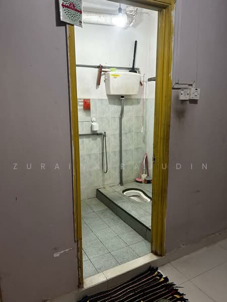 Rumah Teres 2-Tingkat untuk Dijual di Seksyen 17 (Shah Alam) - Zuraina Rajudin - Bathroom - PropertyGuru.com.my